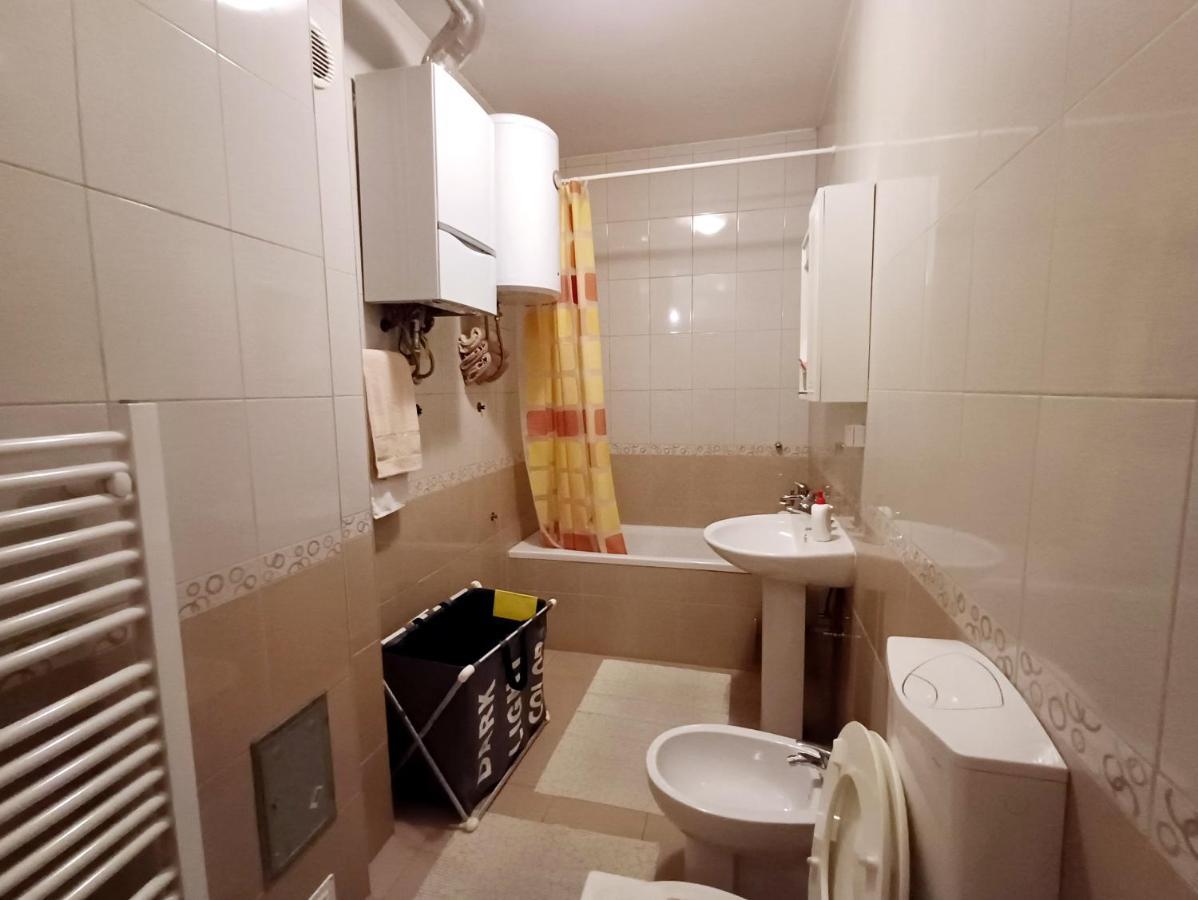Apartmani Damir SJJ Exteriör bild