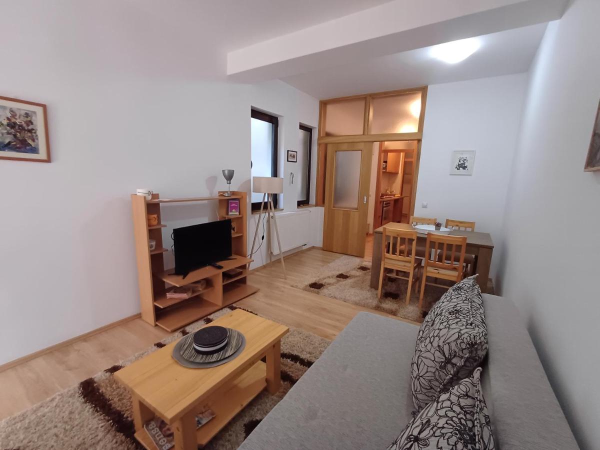 Apartmani Damir SJJ Exteriör bild